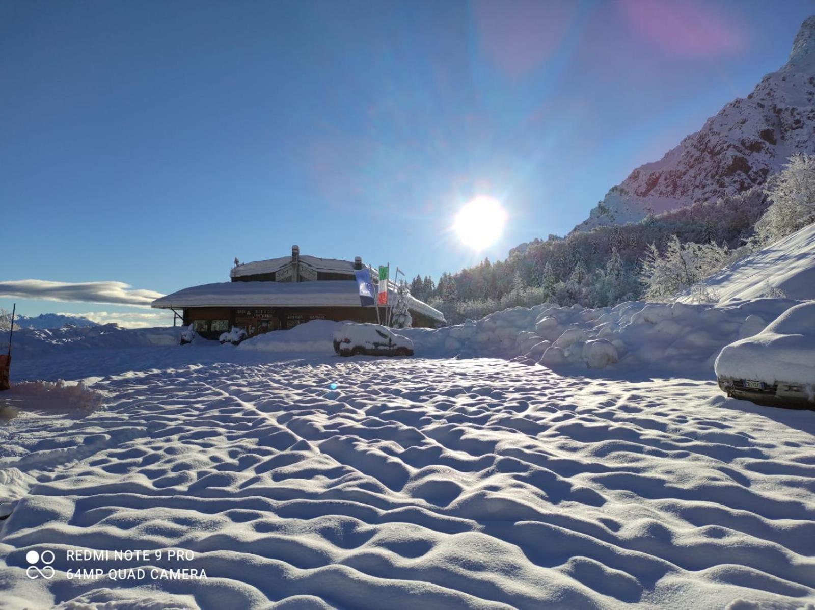 Rifugio Trifoglio Ass. Ostelli Lombardia Valtorta Exteriör bild